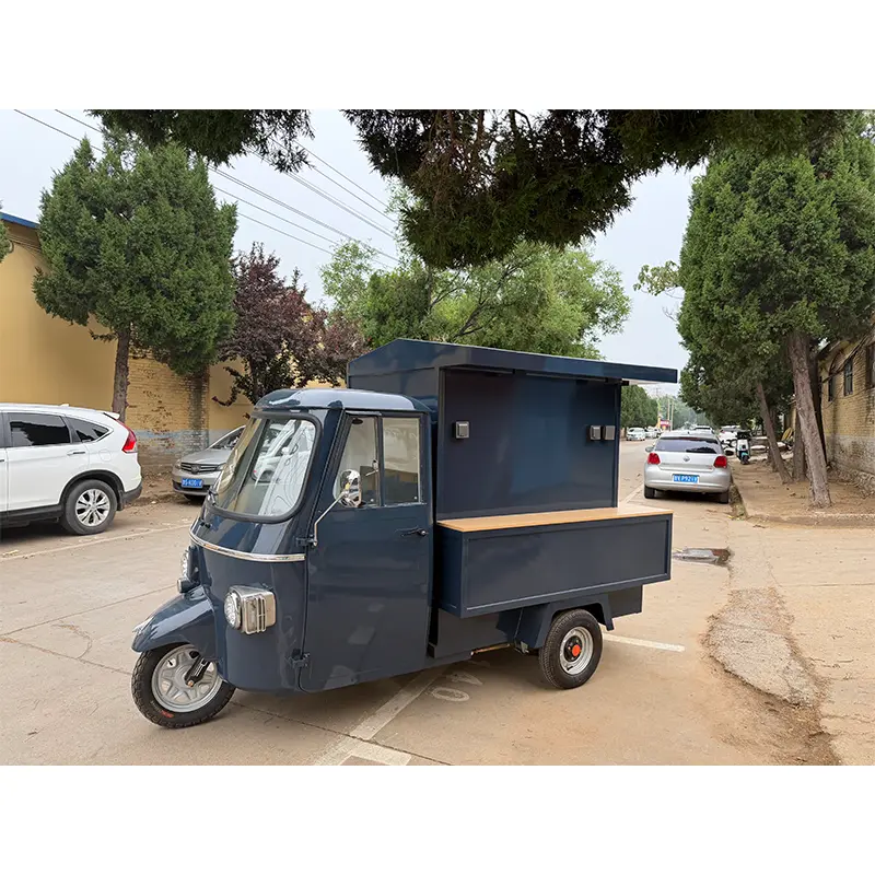 Piaggio küljelt avanev kiirtoidubuss